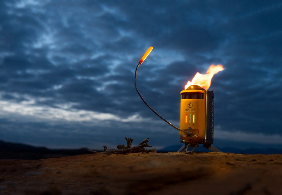 Laad je smartphone op met je campingbrander!