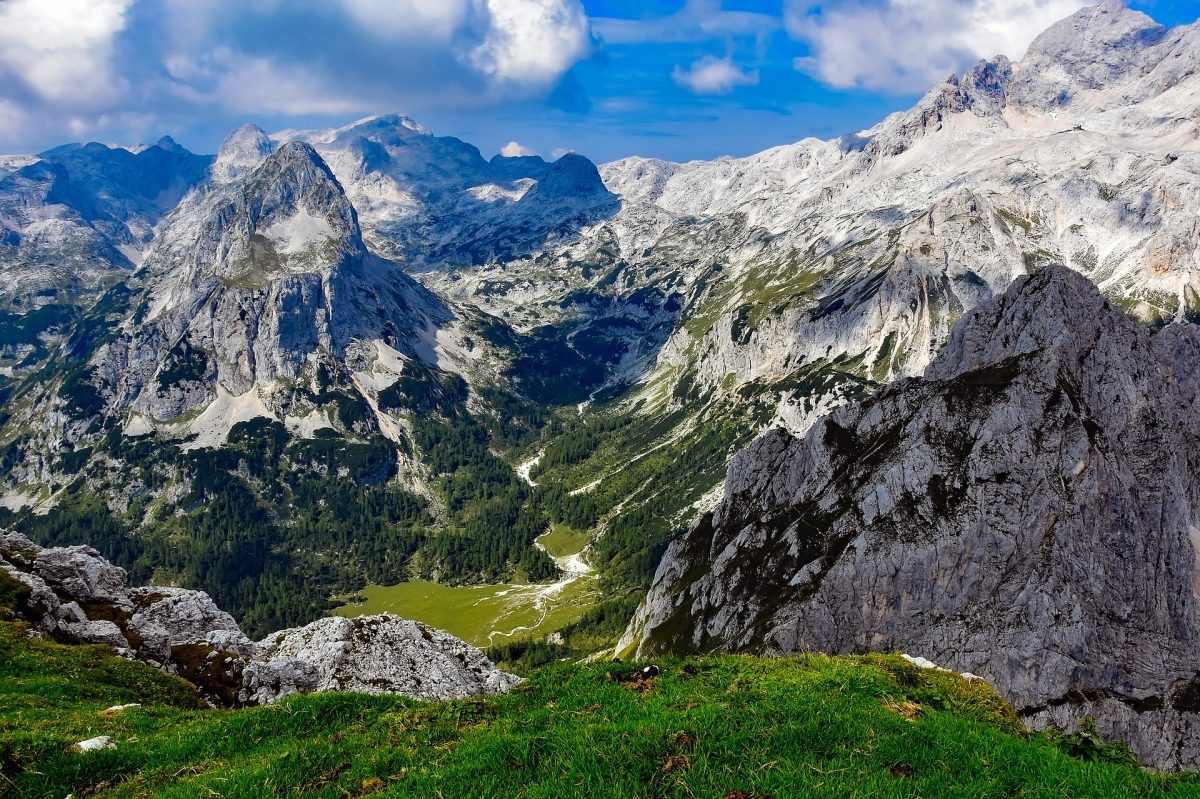 De drie beste meerdaagse huttentochten in Slovenië