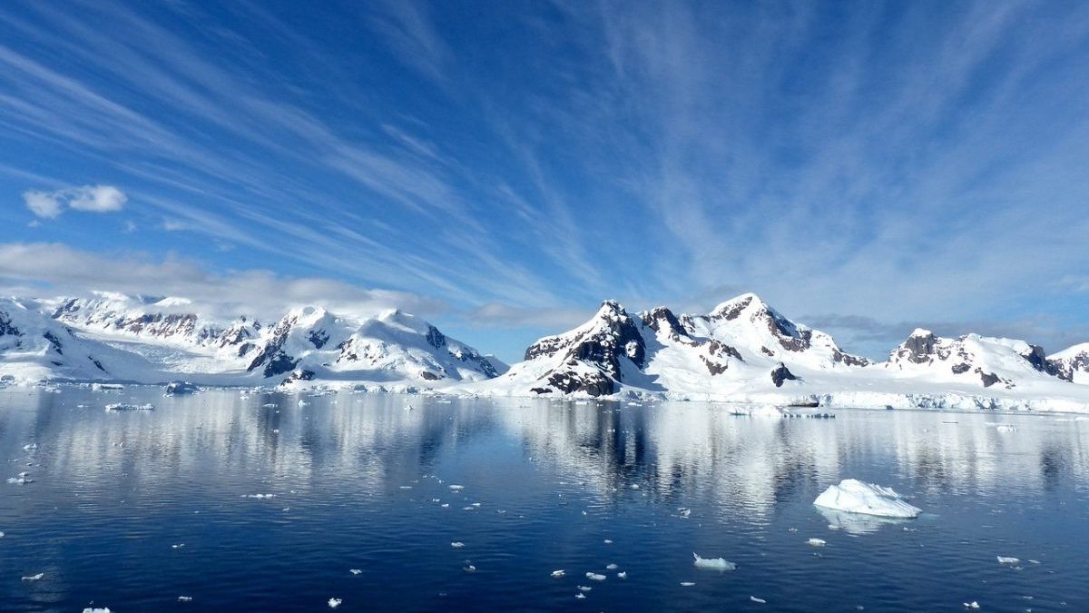 Amerikaan wint 'race' om Antarctica zonder hulp over te steken