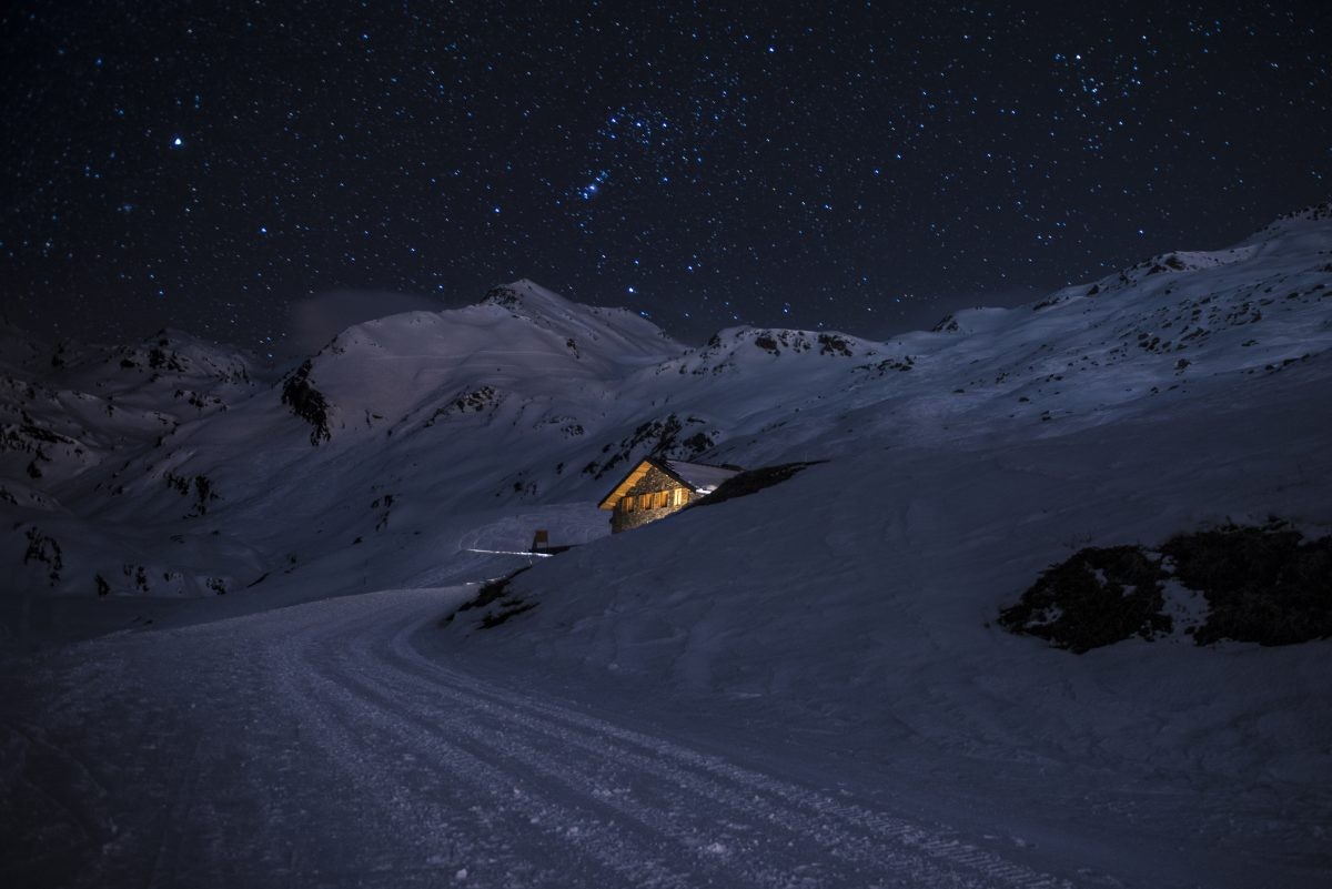ROMANTIEK: SNEEUWSCHOENWANDELEN BIJ ZONSONDERGANG IN LES MENUIRES