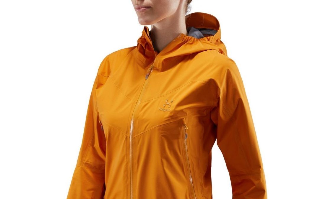 Win een lichtgewicht outdoorjack van Haglöfs