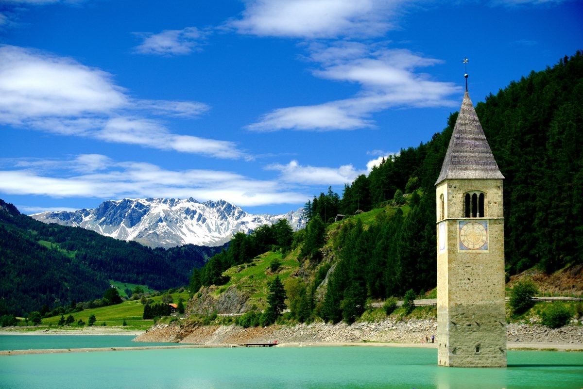 Mysterieuze toren in Zuid-Tirol speelt hoofdrol in Netflix serie